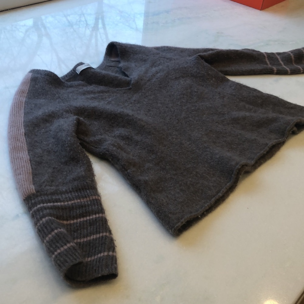 Cashmere crop top sweater